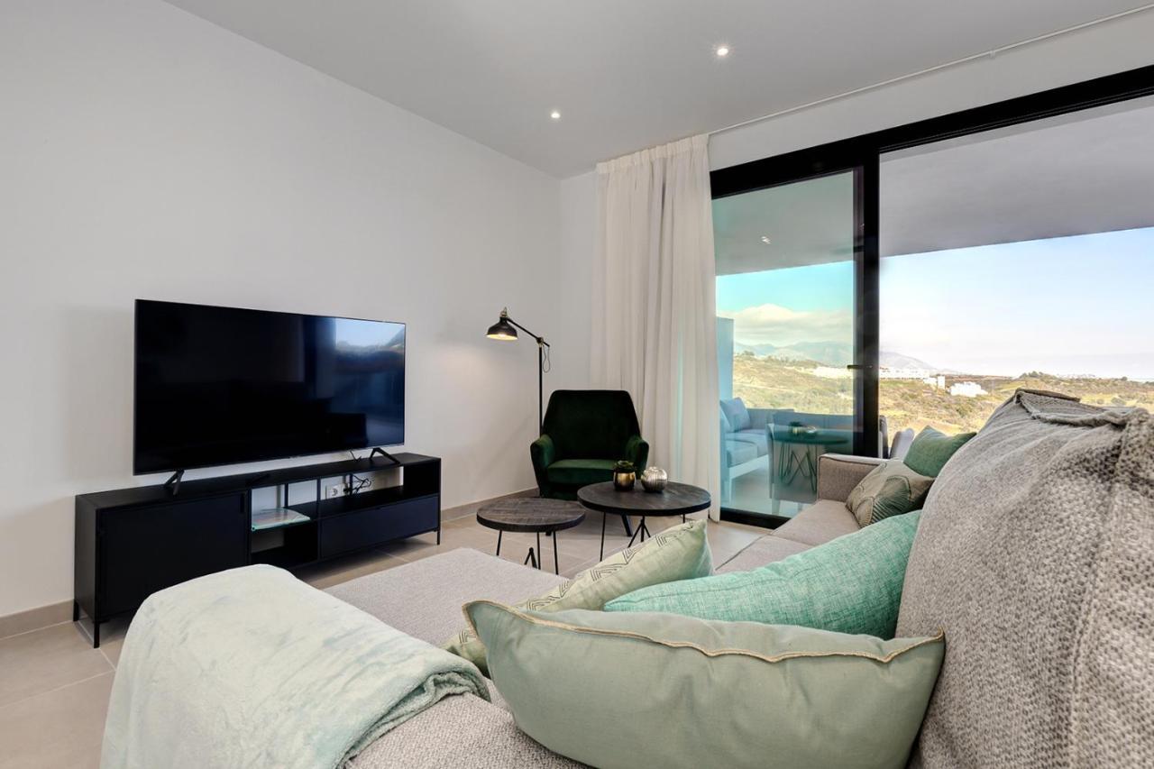 085 Modern In Trendy La Cala Golf Lejlighed *